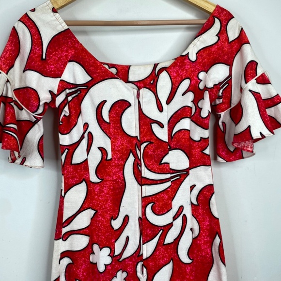 VTG Kimos Polynesian Shop Maxi Dress 8 Red Floral Flutter Sleeve Hawaiian Made - Picture 5 of 14
